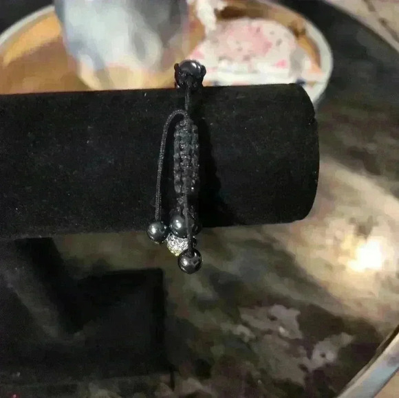 Peach and white macrame crystal Ball beaded bracelet - Picture 3 of 3